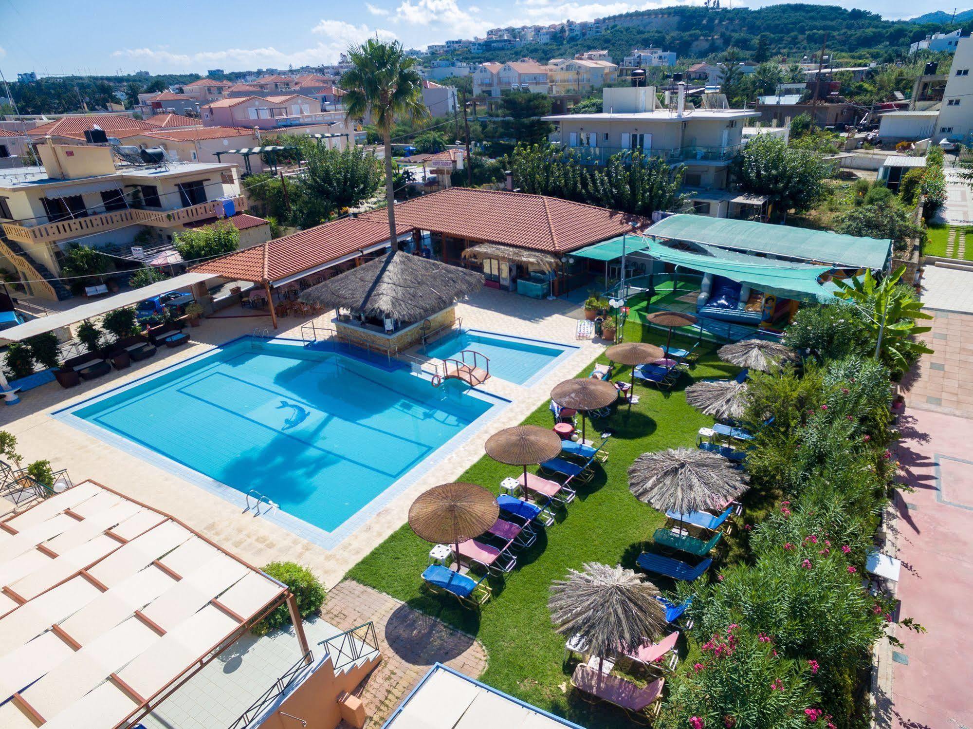 Raisakis Apartments Agia Marina Exterior foto