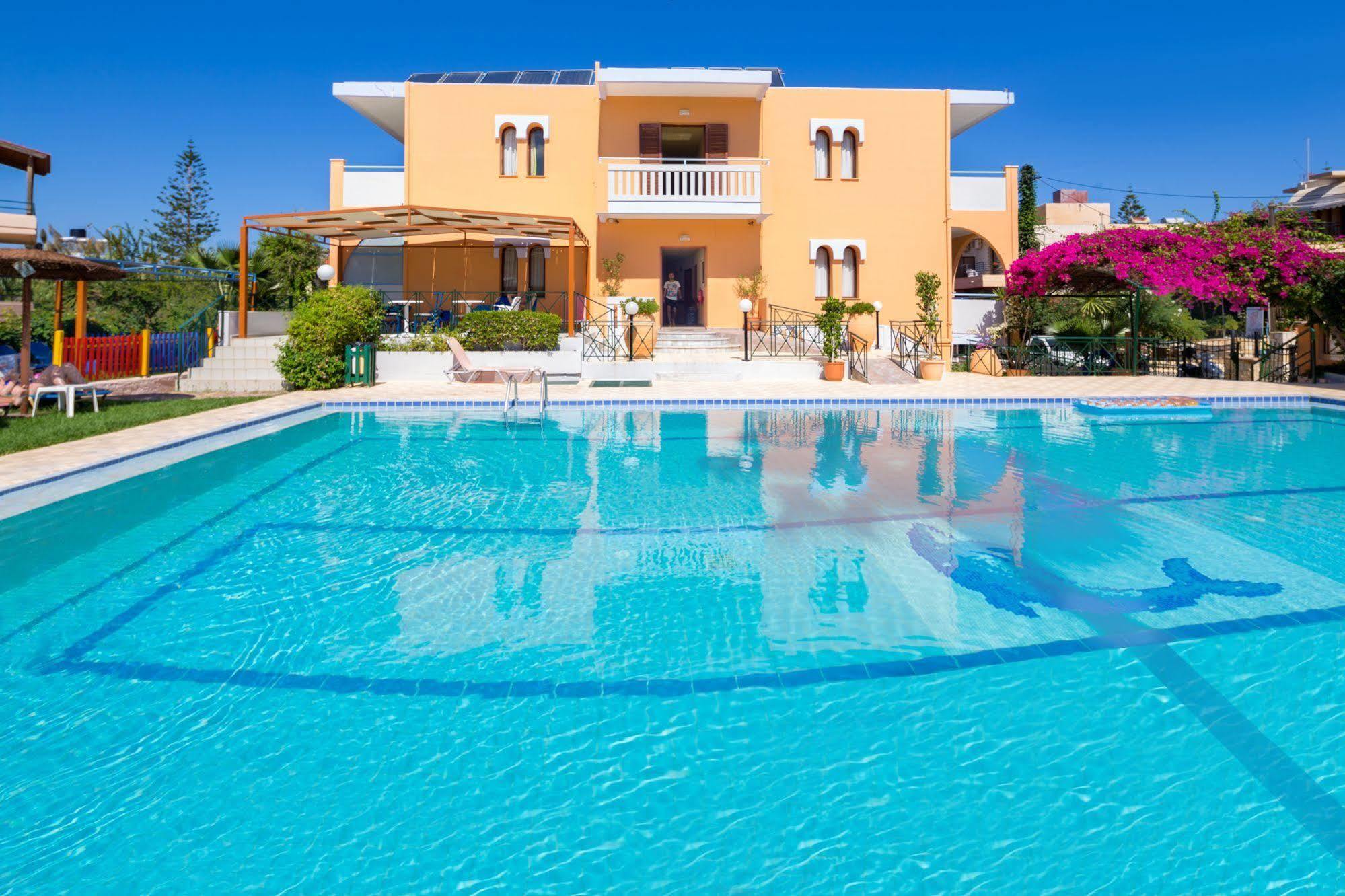 Raisakis Apartments Agia Marina Exterior foto
