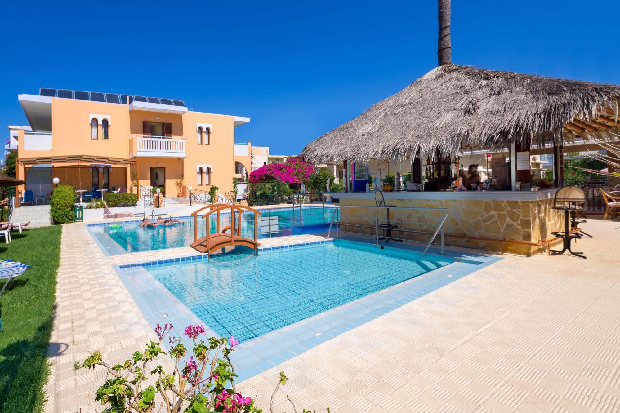 Raisakis Apartments Agia Marina Exterior foto